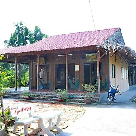 Ngoc Phuong Homestay Виньлонг Экстерьер фото